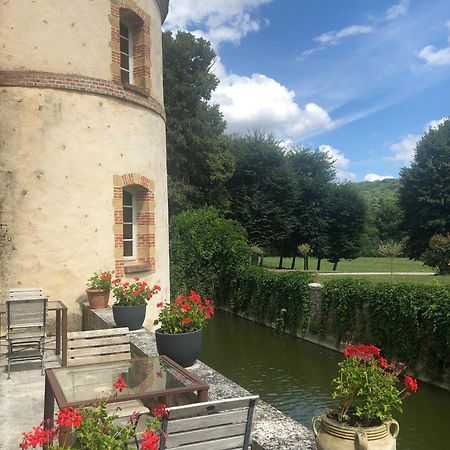 Chateau De La Cour Senlisse Luaran gambar