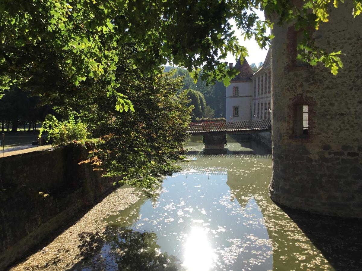 Chateau De La Cour Senlisse Luaran gambar