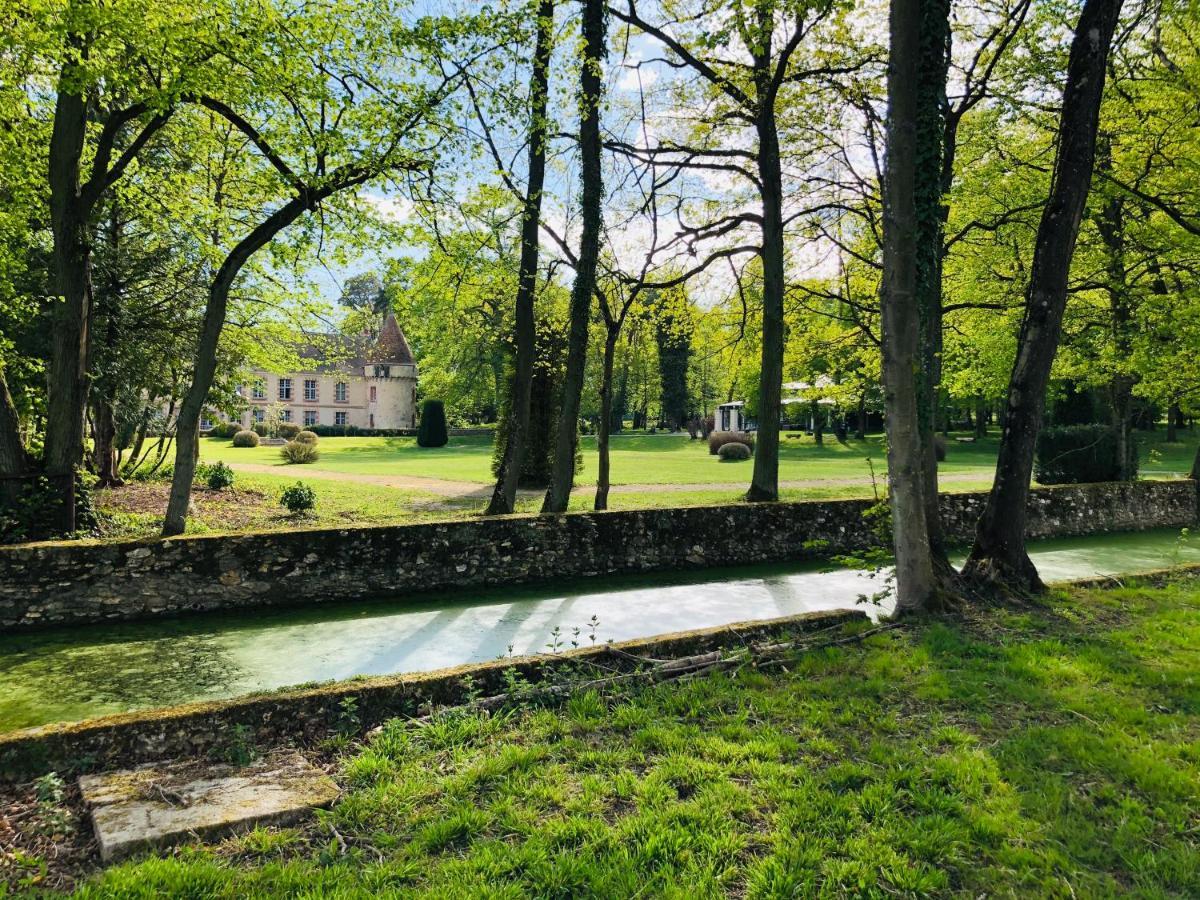 Chateau De La Cour Senlisse Luaran gambar