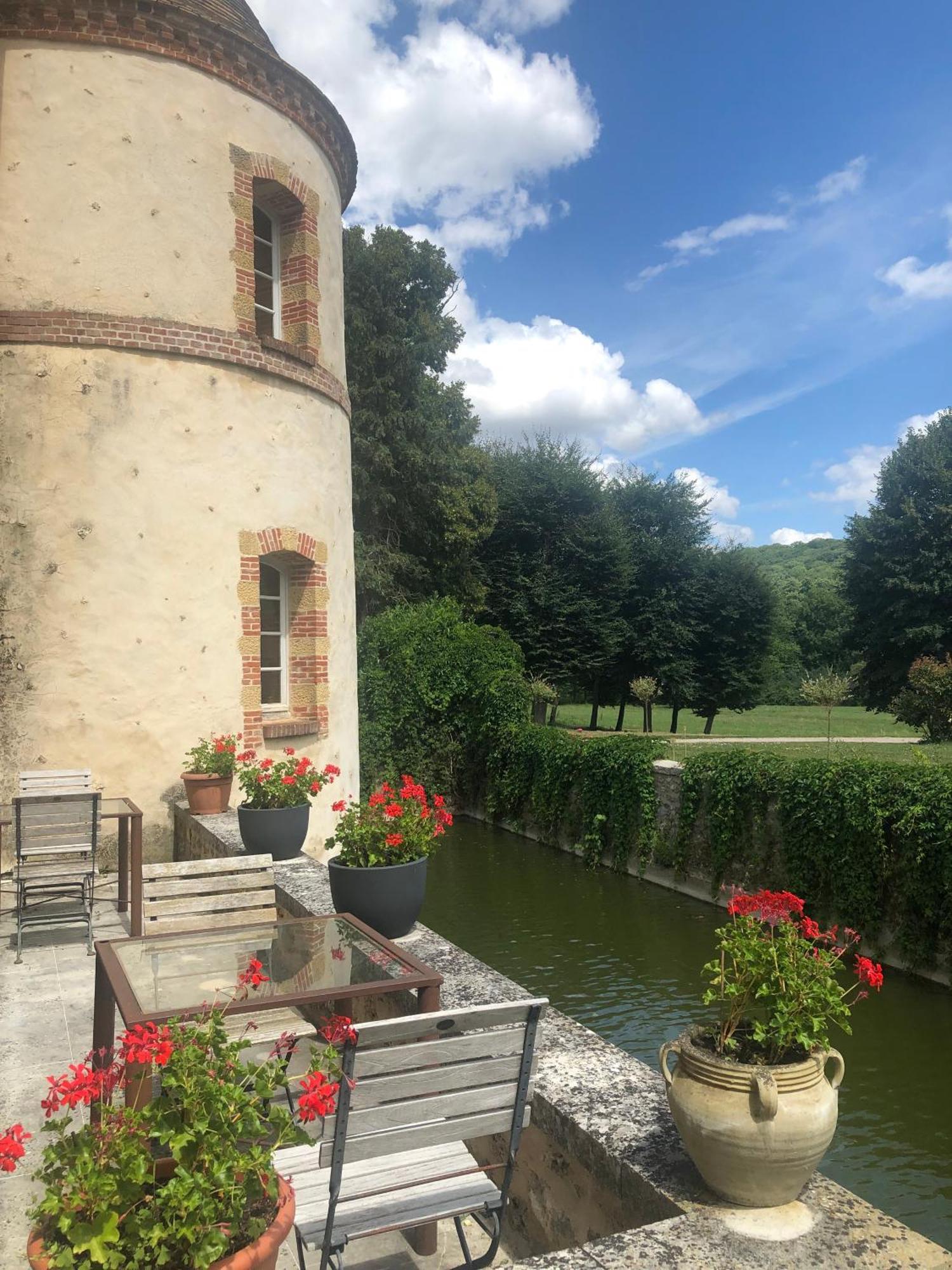 Chateau De La Cour Senlisse Luaran gambar